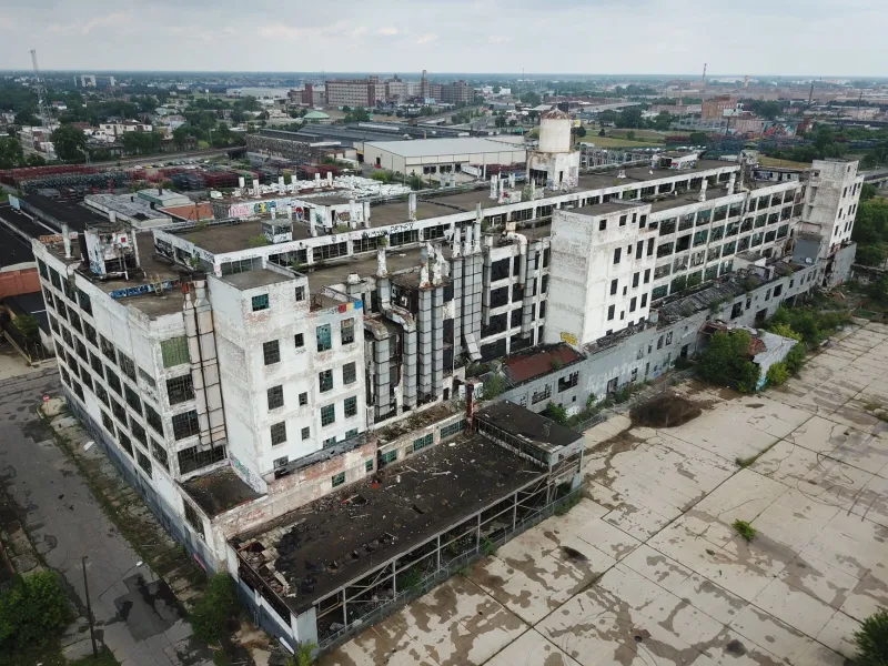 Betting on Blight: How Contrarian Investors Are Finding Opportunity in America's Emptying Cities